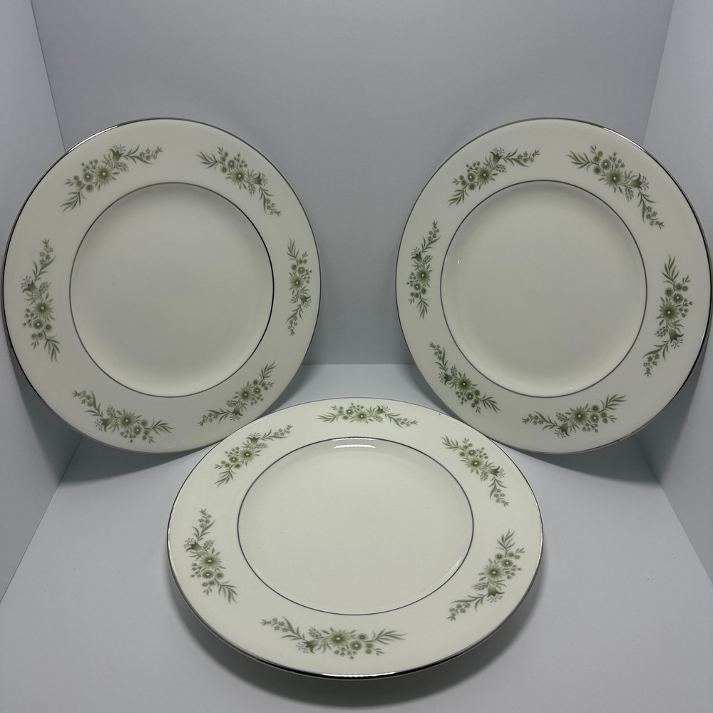Wedgwood Westbury Salad Plates Set of 3 Bone China Green Floral Platinum Trim 8"
